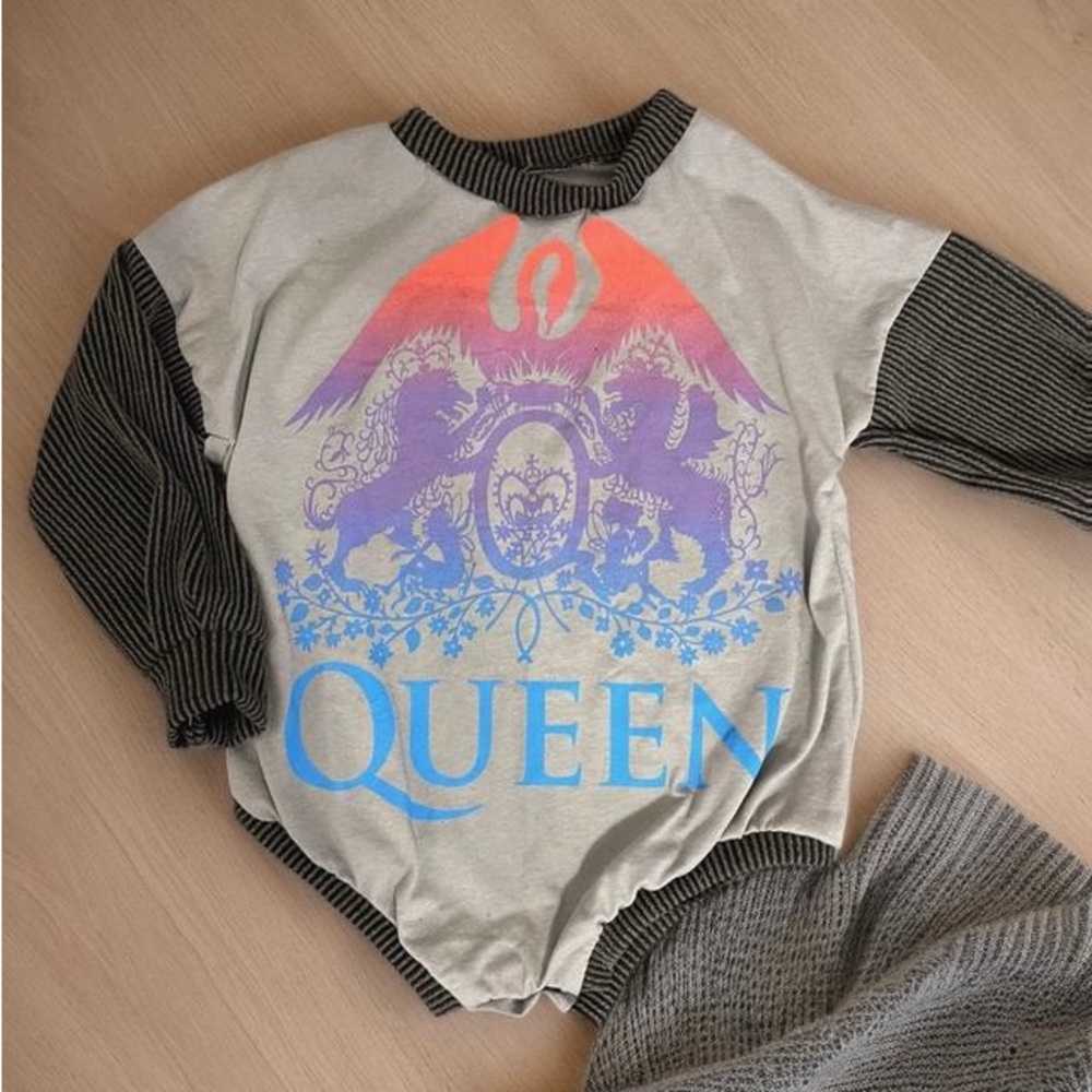 Queen Graphic Kids Sweater - Gray and Black